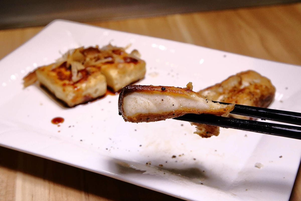 【食。中和】easy 鐵板料理．火鍋〜日式火鍋&鐵板燒，兩個願望一次滿足！高級鐵板燒料理卻平價又美味，自助吧/冰淇淋/飲品無限供應(已歇業)