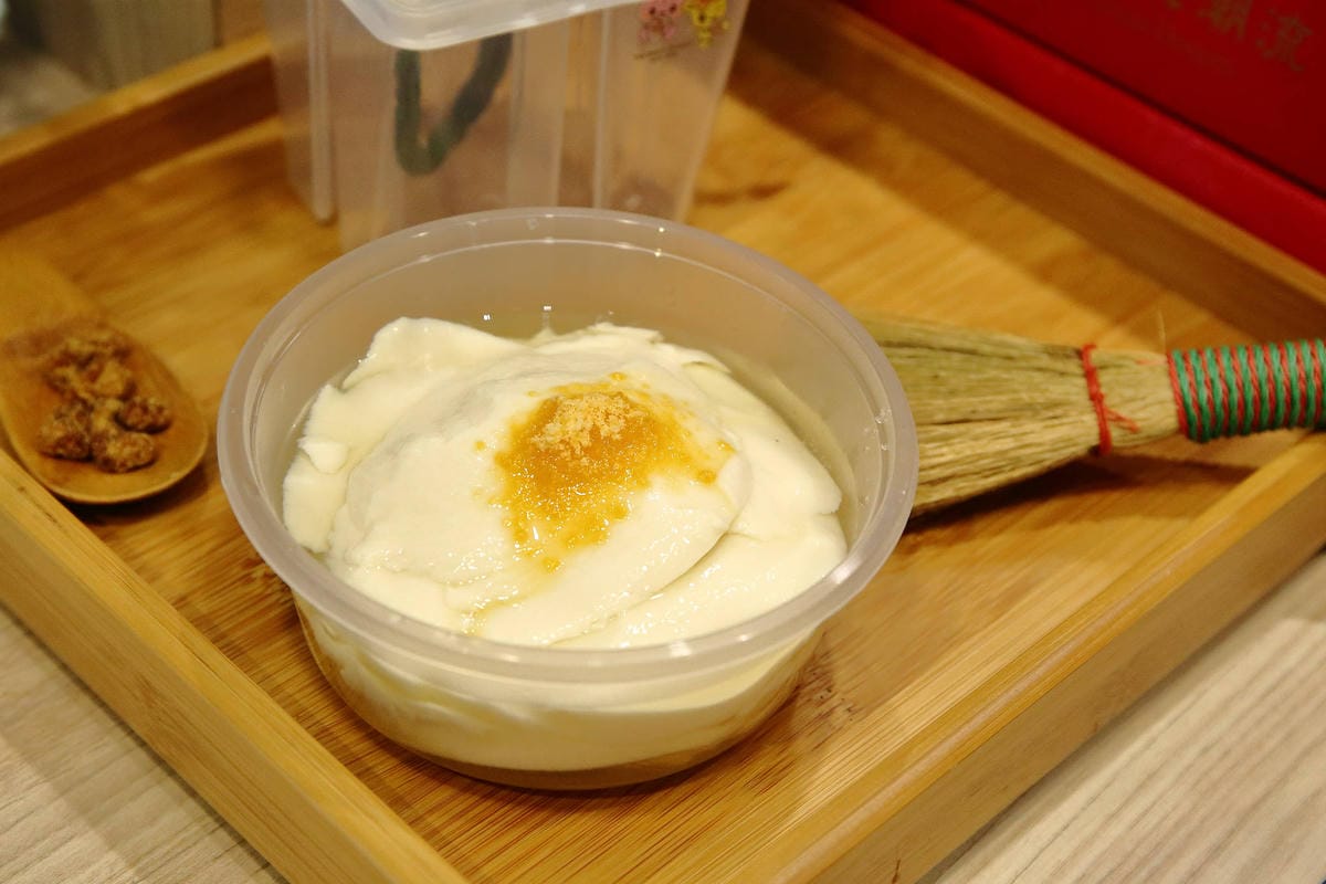 【食。台北】糖朝甜品舖The Sweet Dynasty〜台北101美食街新開幕！香港甜品的逆襲，好喝好拍好好玩的手搖飲，每一杯都想喝！