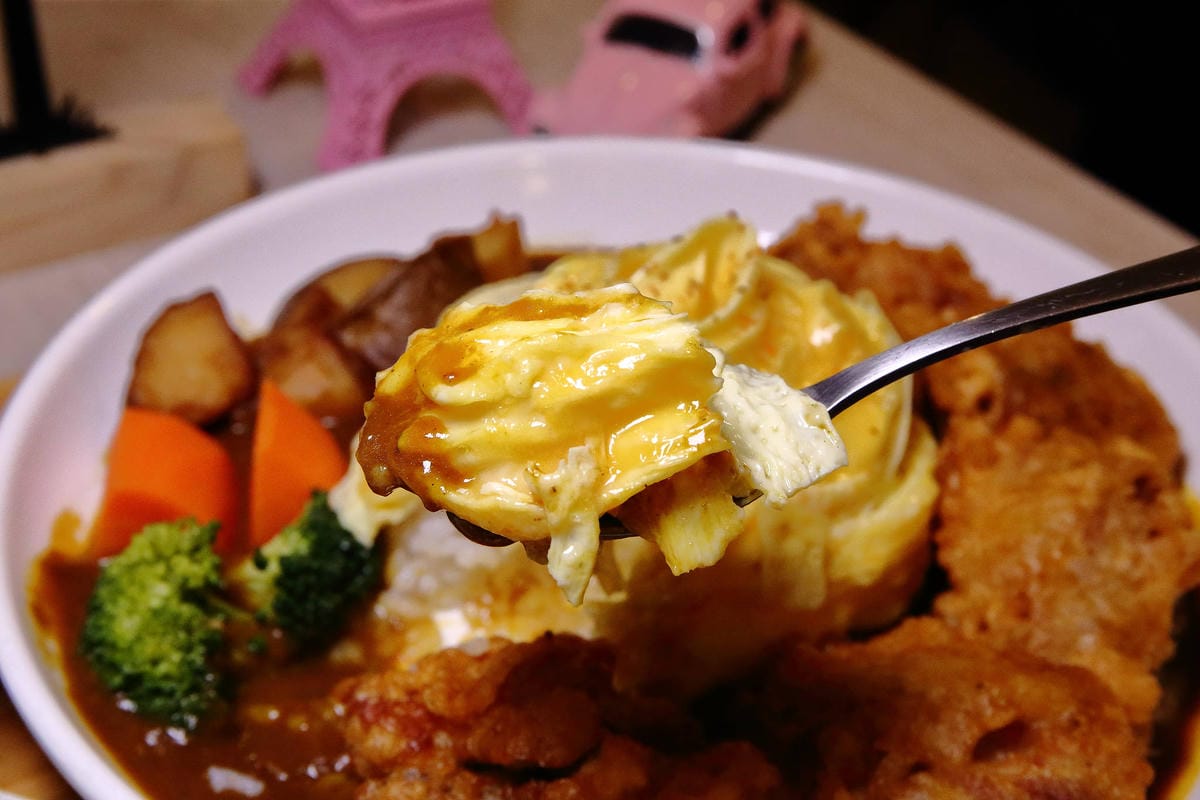 【食。新竹】私嚐の吃飯〜新竹寵物友善餐聽。份量豪邁、創意十足的丼飯一吃就上癮！(寵物可落地+寵物餐)