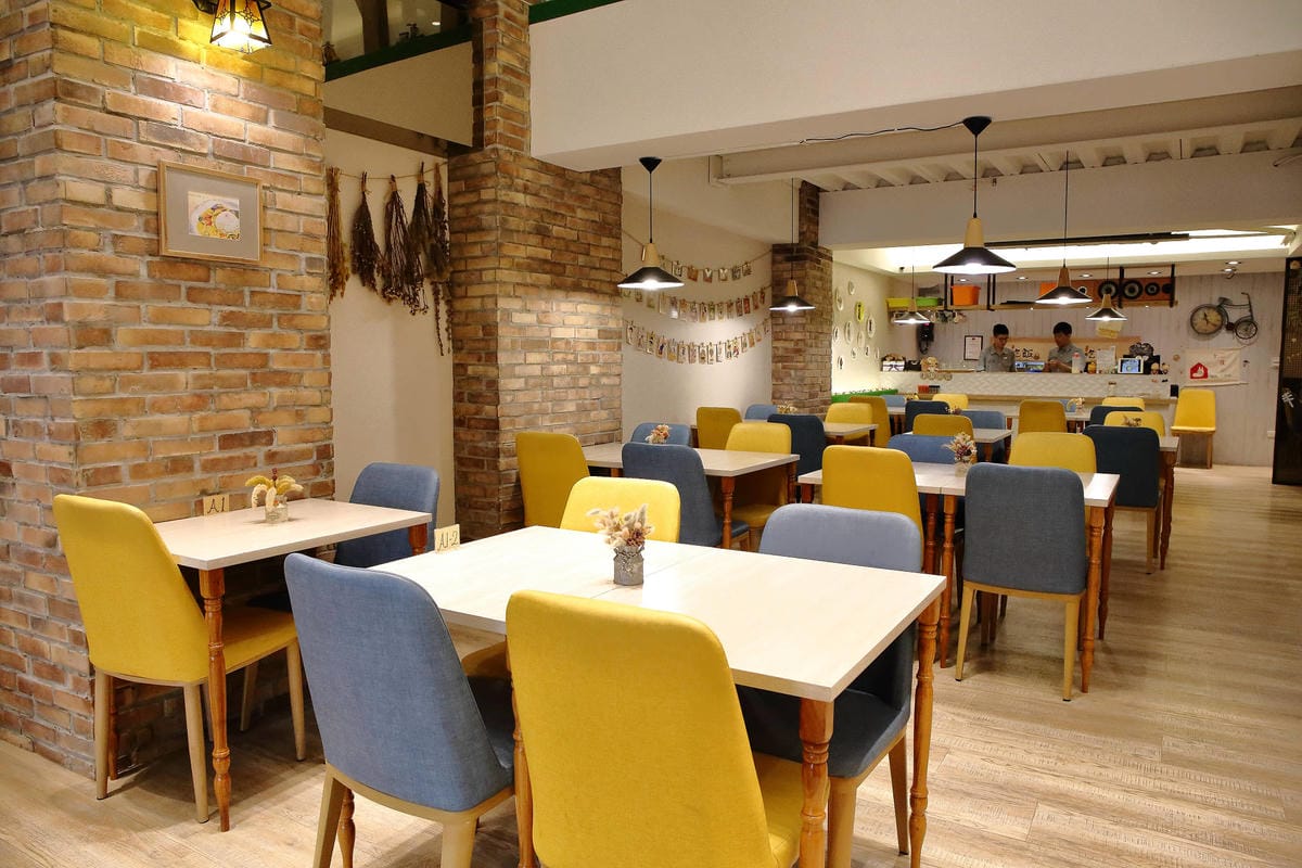 【食。新竹】私嚐の吃飯〜新竹寵物友善餐聽。份量豪邁、創意十足的丼飯一吃就上癮！(寵物可落地+寵物餐)