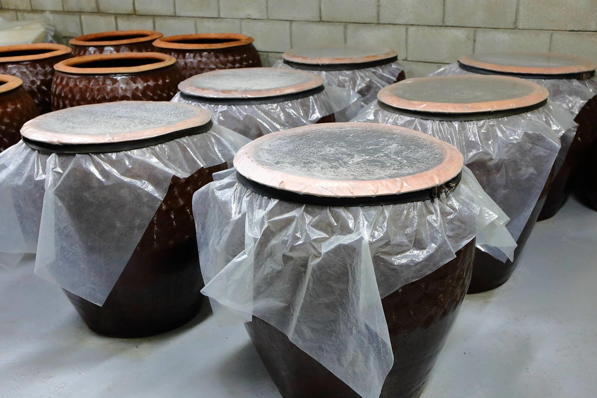 【食。台中】黃金張老甕東北酸菜鍋〜超人氣酸菜白肉鍋!雙人套餐、超值優惠,道地的東北口味,零負評!