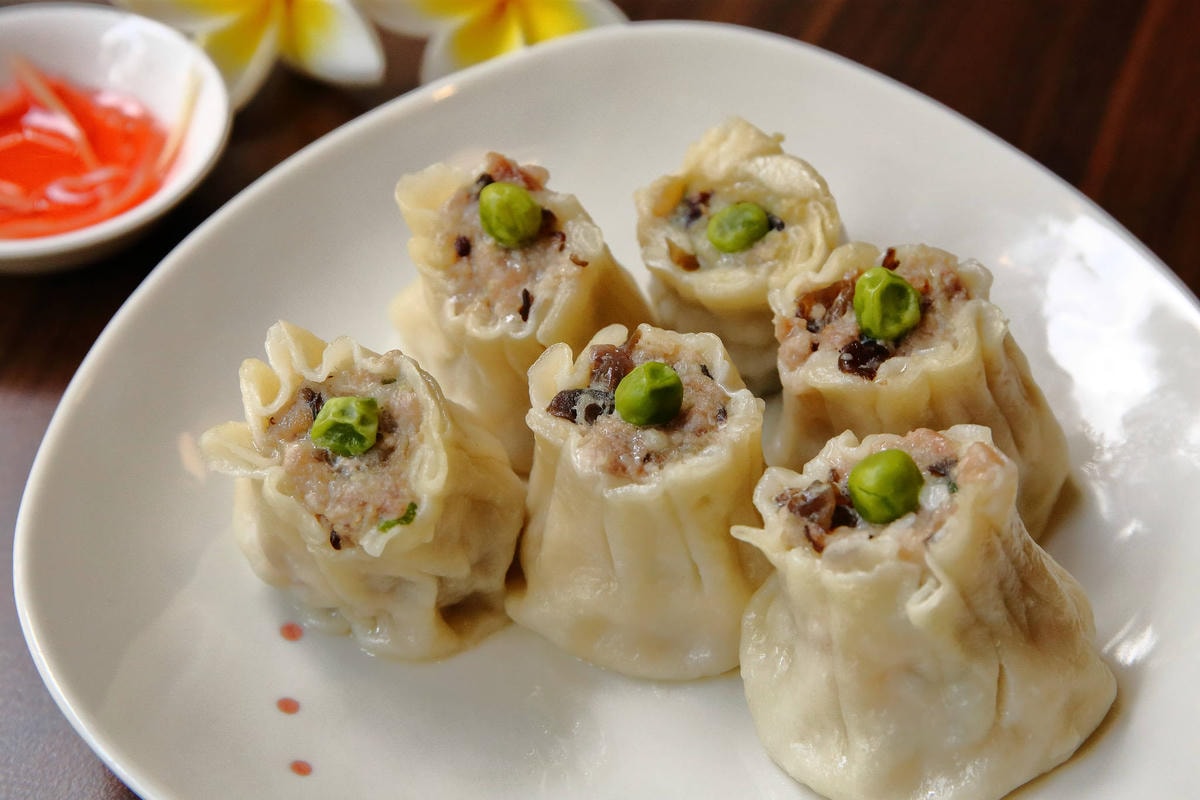 【食。台中】黃金張老甕東北酸菜鍋〜超人氣酸菜白肉鍋!雙人套餐、超值優惠,道地的東北口味,零負評!