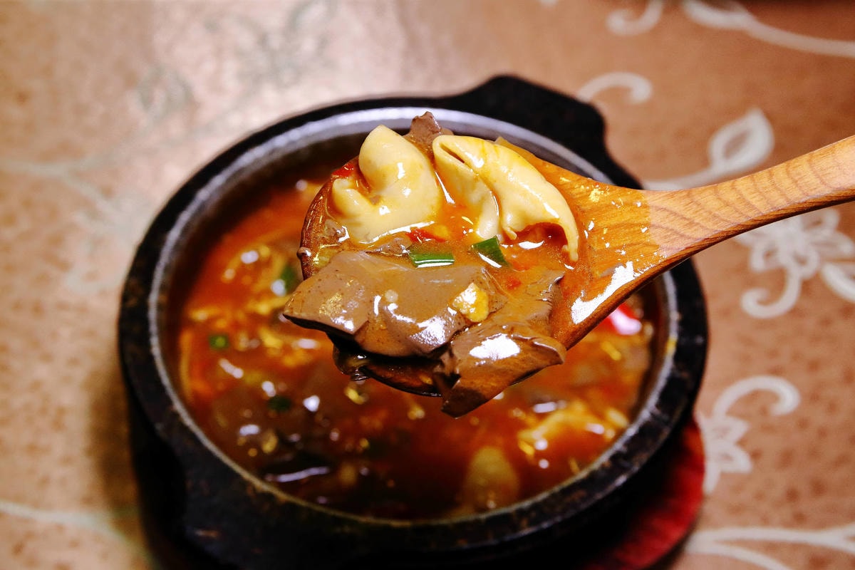 【食。永和】燒味鮮合菜小館〜2000元吃八菜一湯?只有這裡辦得到!在地人大推的家庭式溫馨小館,平價道地熱炒先來三碗飯!(已歇業)