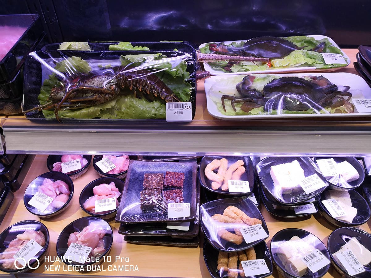 【食。萬華】東吉水產超市火鍋〜新開幕！萬華也有超市火鍋了，自助吧吃到飽，想吃什麼自己挑選！(已歇業)