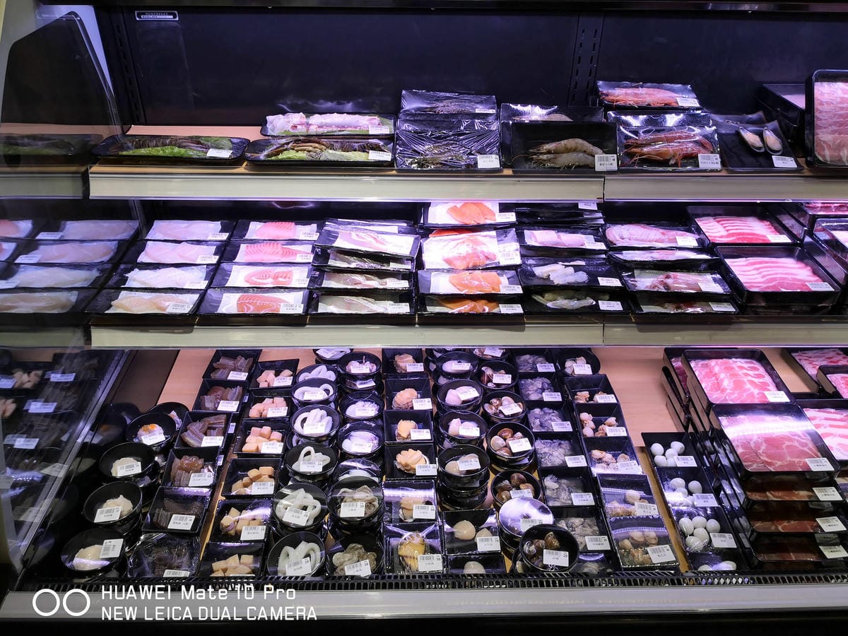 【食。萬華】東吉水產超市火鍋〜新開幕！萬華也有超市火鍋了，自助吧吃到飽，想吃什麼自己挑選！(已歇業)