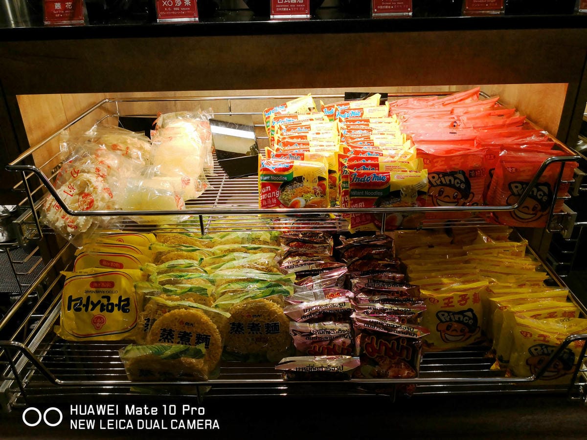 【食。萬華】東吉水產超市火鍋〜新開幕！萬華也有超市火鍋了，自助吧吃到飽，想吃什麼自己挑選！(已歇業)