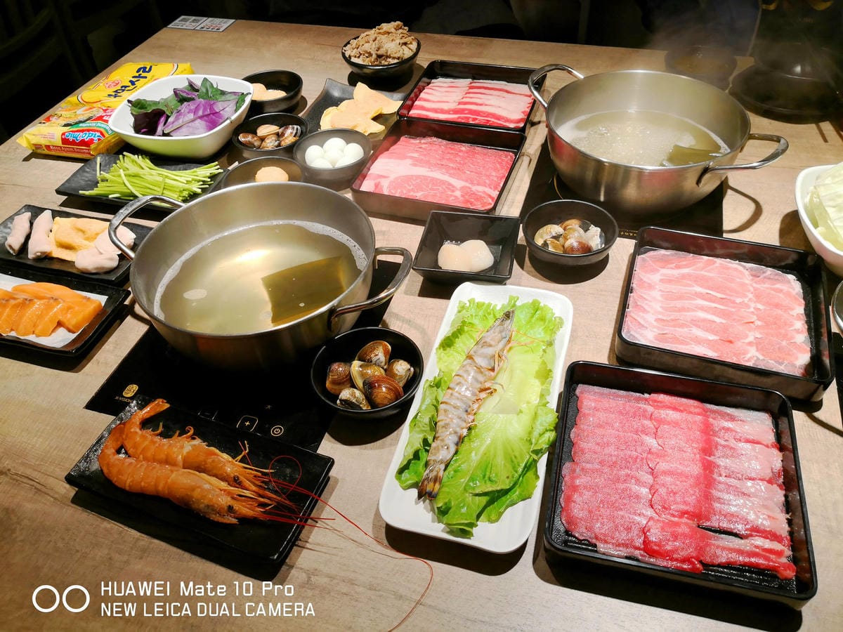 【食。萬華】東吉水產超市火鍋〜新開幕！萬華也有超市火鍋了，自助吧吃到飽，想吃什麼自己挑選！(已歇業)