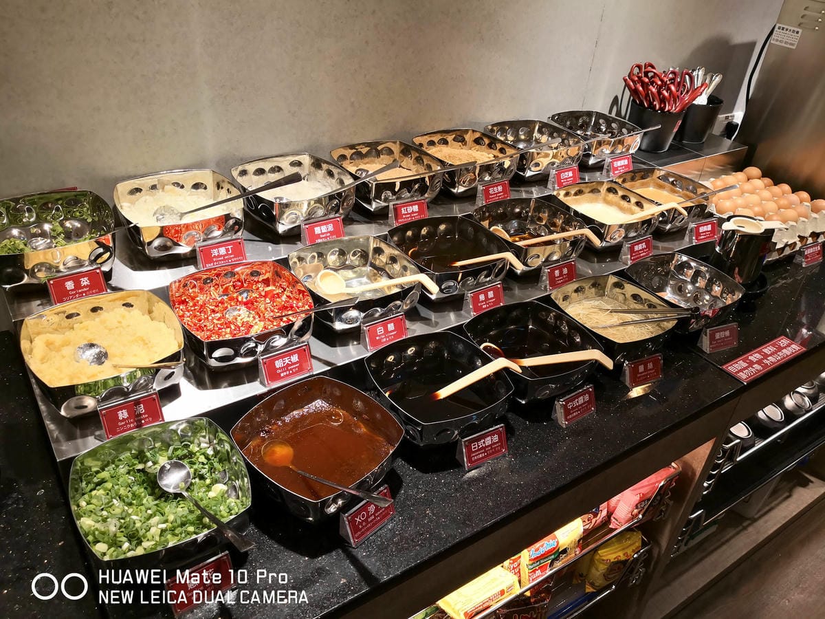 【食。萬華】東吉水產超市火鍋〜新開幕！萬華也有超市火鍋了，自助吧吃到飽，想吃什麼自己挑選！(已歇業)