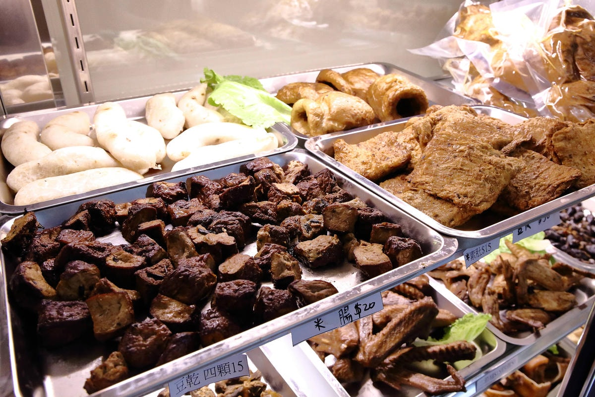 【食。永和】茶米兒茶滷味台灣茶飲〜「茶」美食在這裡!香而不鹹的茶香滷味,停不下來的吮指美味!(已歇業)