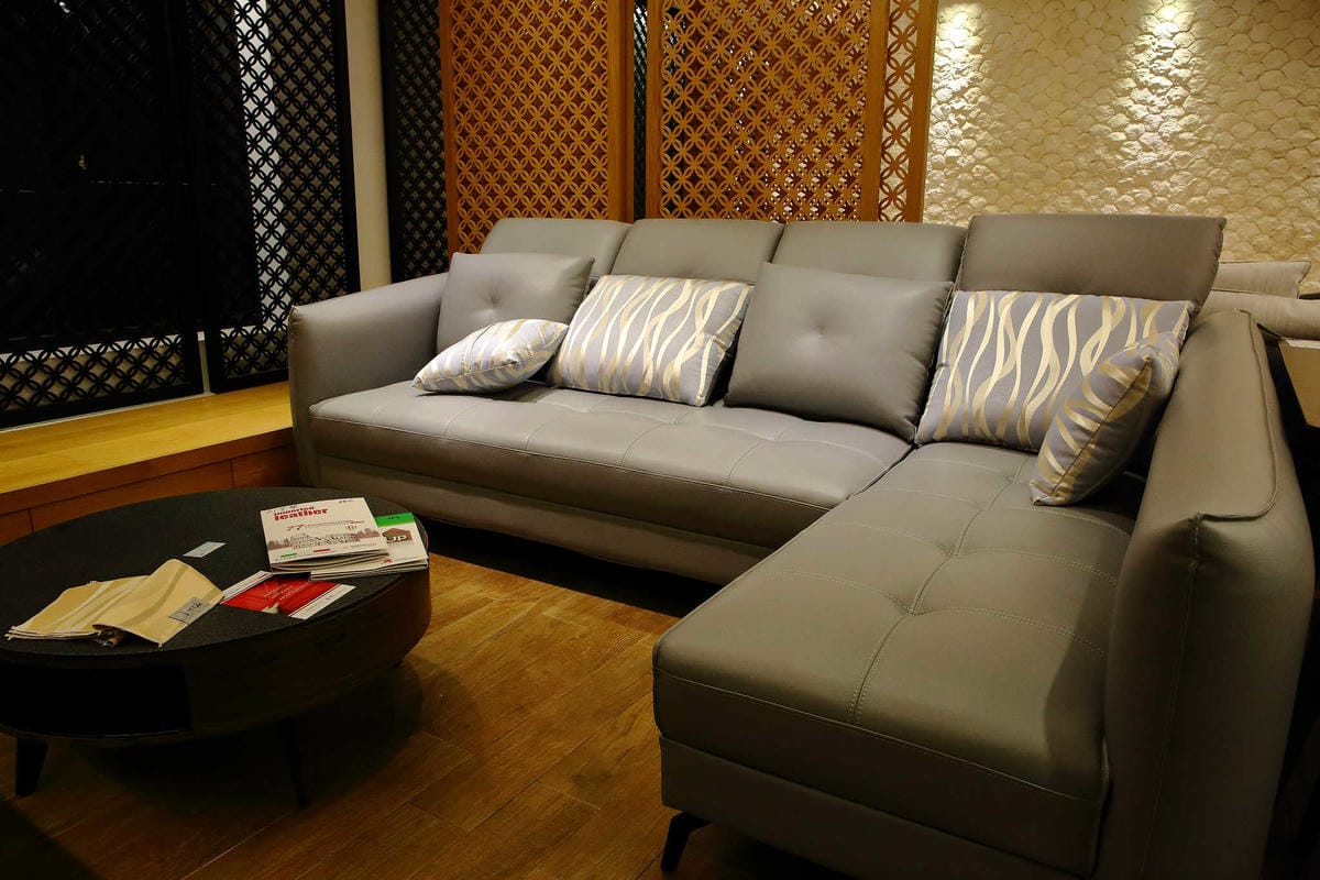 【苗栗家具店推薦】億家具批發倉庫〜過年除舊布新，採購尋寶趁現