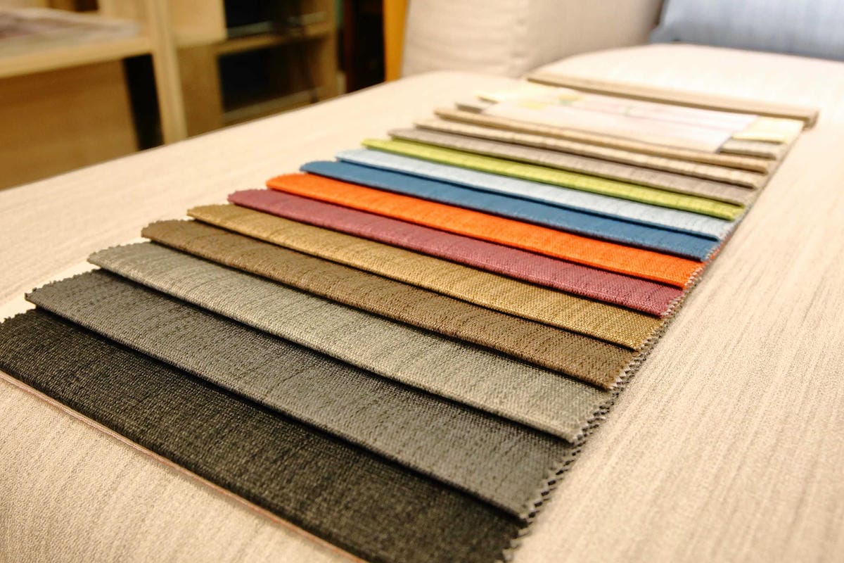 【苗栗家具店推薦】億家具批發倉庫〜過年除舊布新，採購尋寶趁現