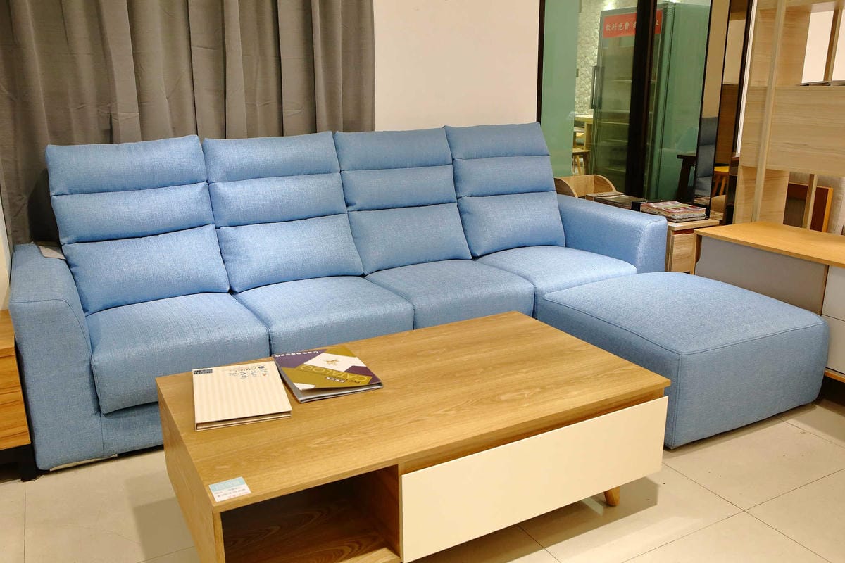 【苗栗家具店推薦】億家具批發倉庫〜過年除舊布新，採購尋寶趁現