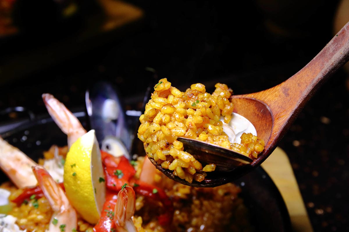 【食。台北】JUJU Spanish Gastrobar〜西班牙餐酒館。來自西班牙的帥氣型男主廚上菜，感受最道地的西班牙經典原味！