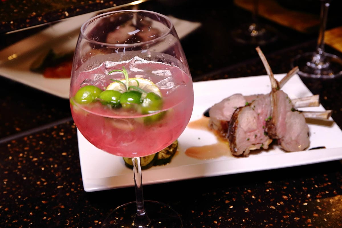 【食。台北】JUJU Spanish Gastrobar〜西班牙餐酒館。來自西班牙的帥氣型男主廚上菜，感受最道地的西班牙經典原味！