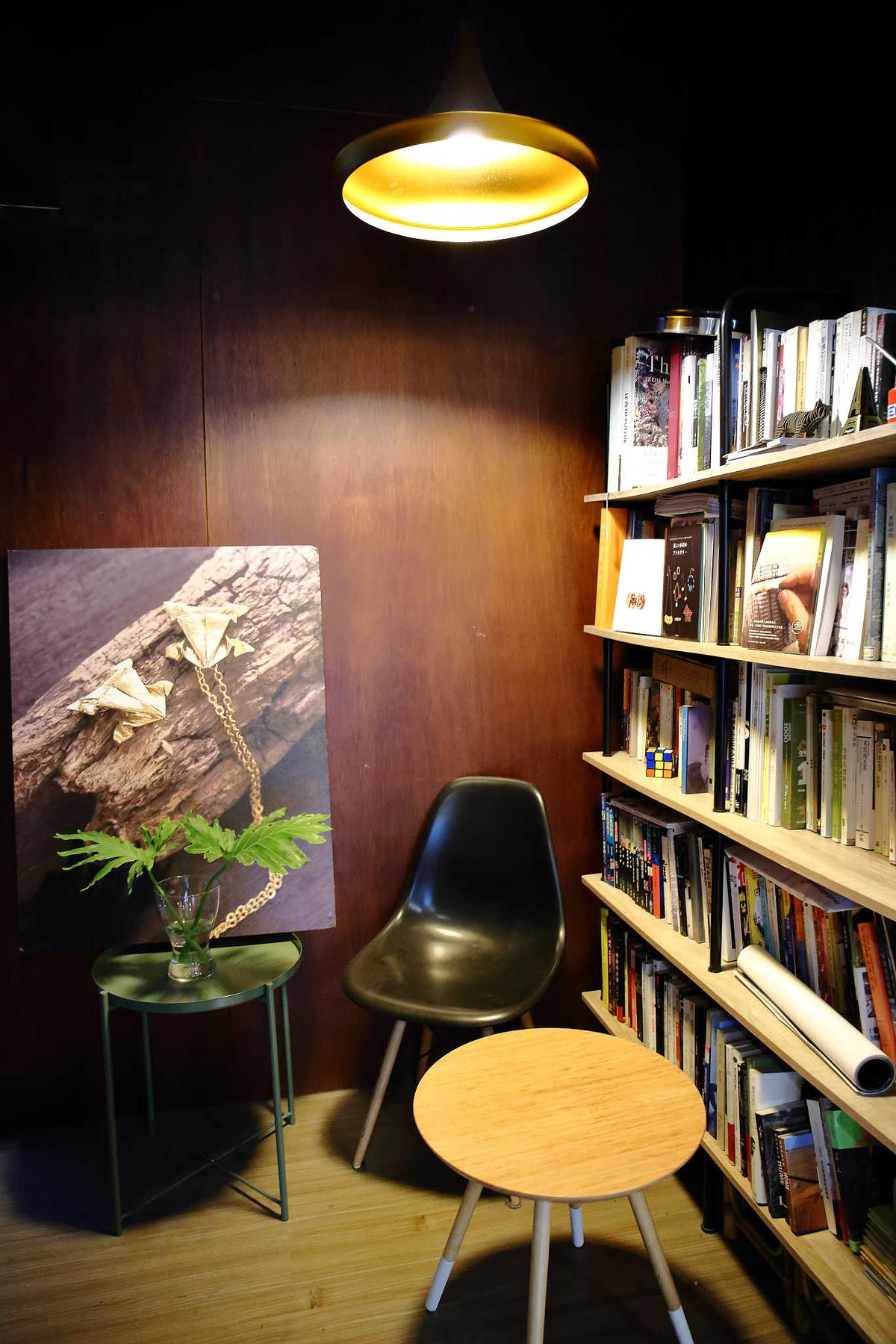 【台北親子手作DIY】以覺學 intzuition 金工實驗室〜當代金工首飾創作 / 手作教學 / 工藝設計選品。獨特的創作體驗,只屬於你的專屬皮件金工