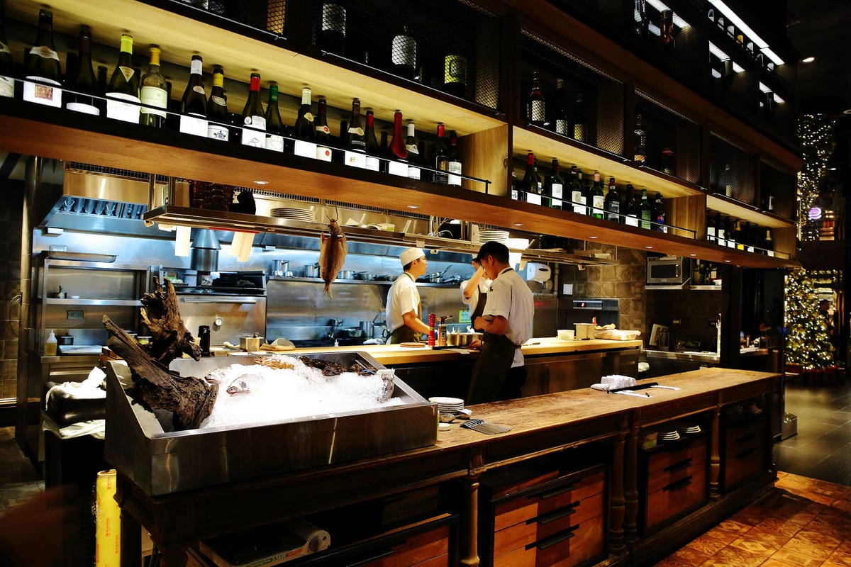 【食。台北】TK SEAFOOD & STEAK〜名不虛傳的低調牛排館，獨家熟成技術頂級美味牛排，高貴不貴，負擔得起的奢華享受