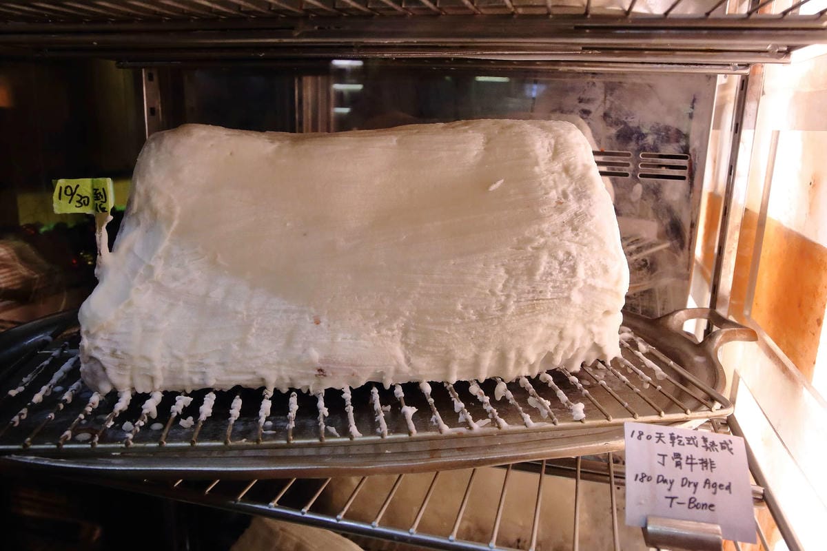 【食。台北】TK SEAFOOD & STEAK〜名不虛傳的低調牛排館，獨家熟成技術頂級美味牛排，高貴不貴，負擔得起的奢華享受