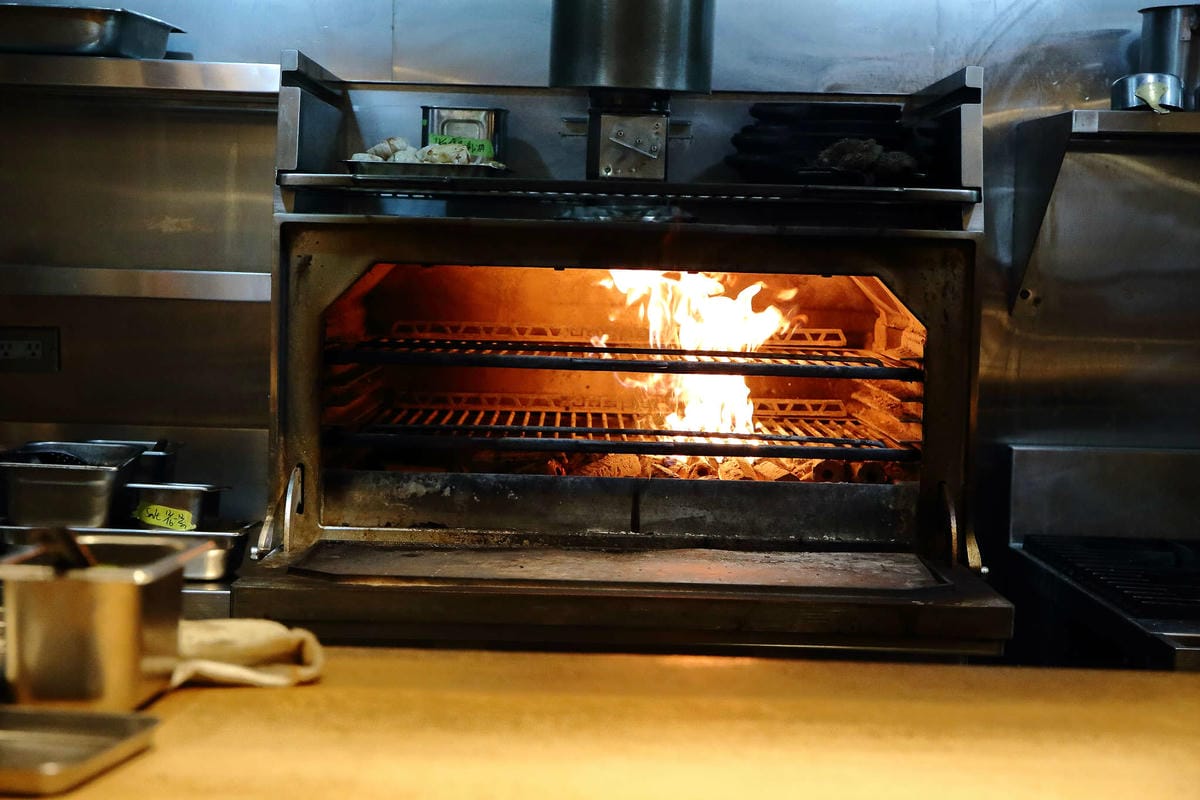 【食。台北】TK SEAFOOD & STEAK〜名不虛傳的低調牛排館，獨家熟成技術頂級美味牛排，高貴不貴，負擔得起的奢華享受