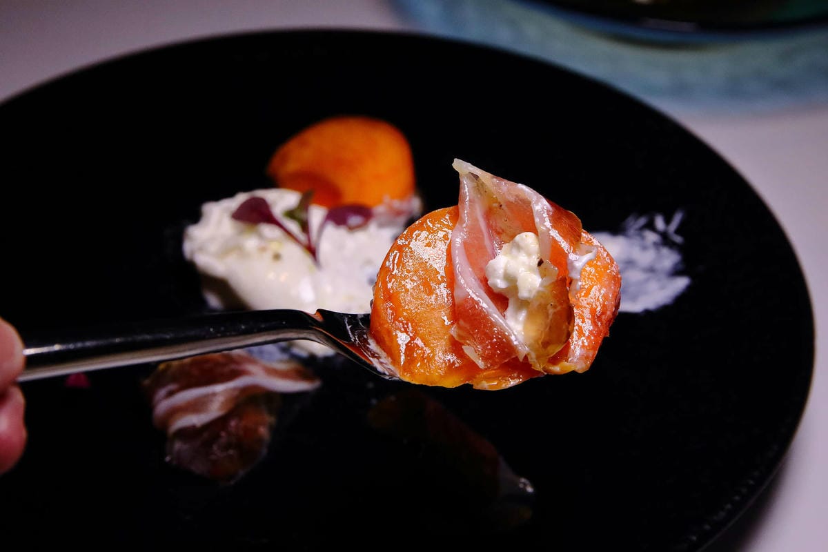 【食。台北】TK SEAFOOD & STEAK〜名不虛傳的低調牛排館，獨家熟成技術頂級美味牛排，高貴不貴，負擔得起的奢華享受