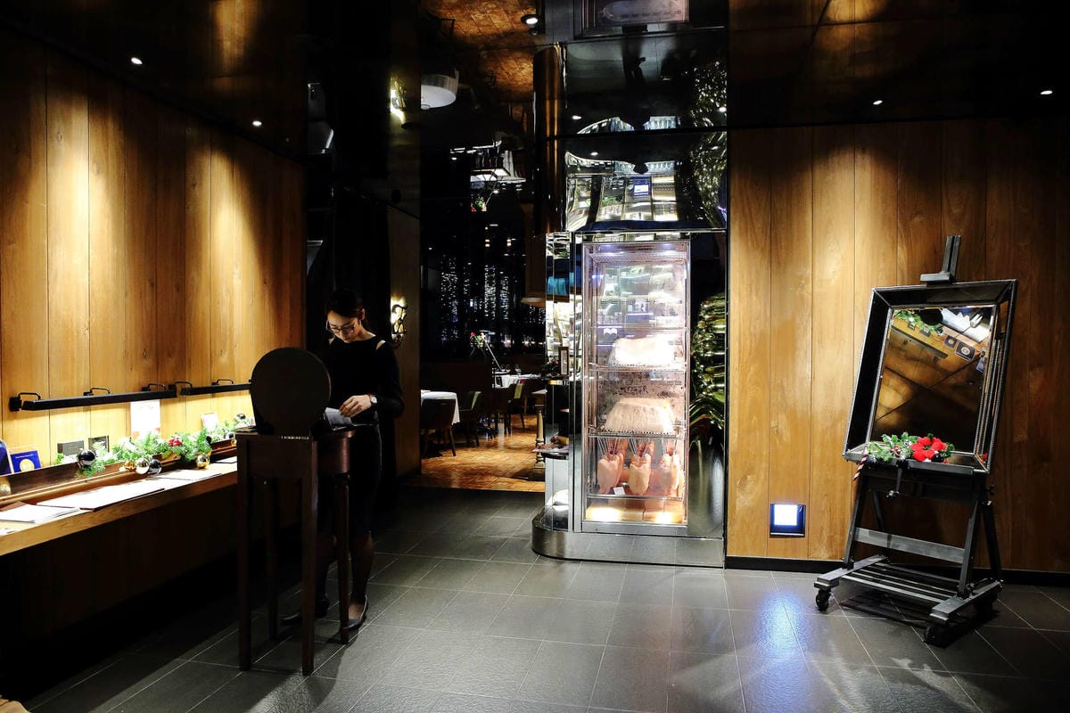 【食。台北】TK SEAFOOD & STEAK〜名不虛傳的低調牛排館，獨家熟成技術頂級美味牛排，高貴不貴，負擔得起的奢華享受