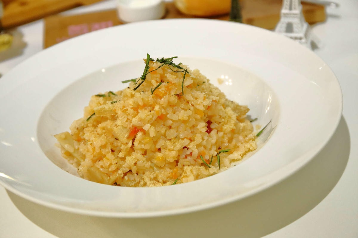 【食。新店】Livia’s kitchen – 薇甜〜碧潭旁手作甜點廚房,鄉村溫馨可愛風,讓人欲罷不能的法式千層派