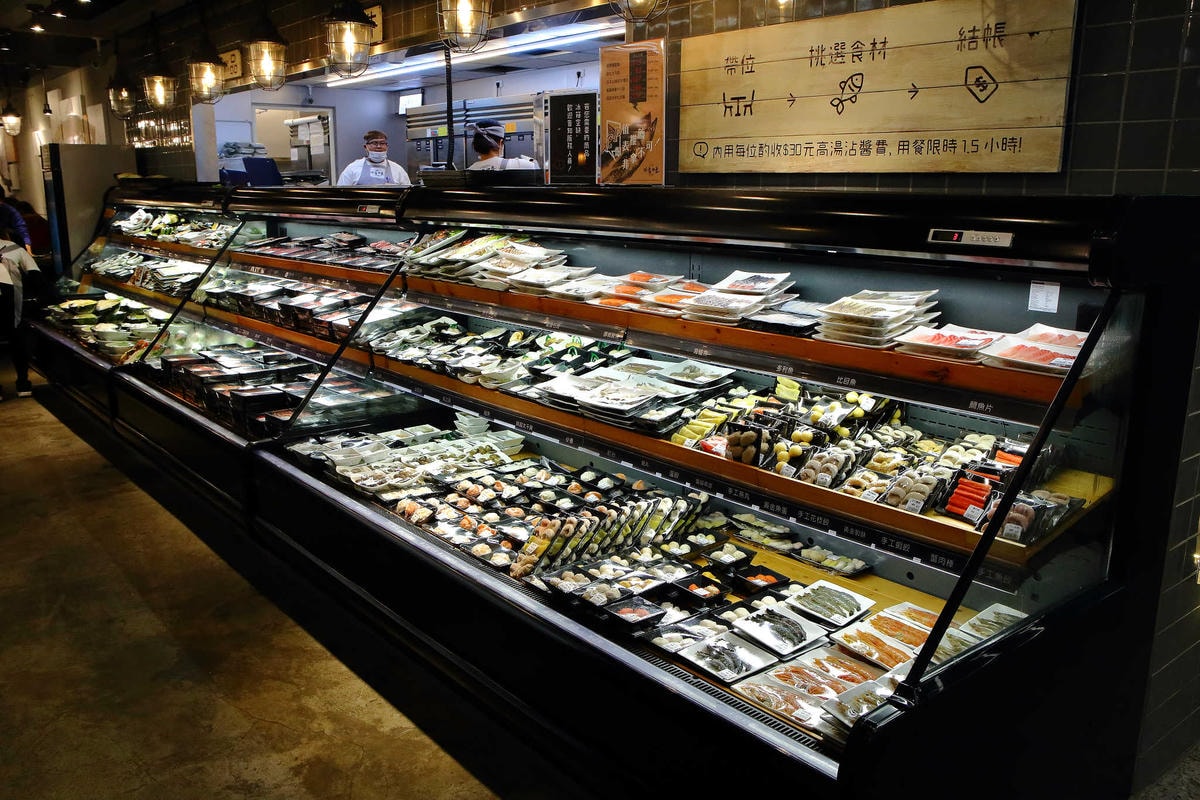 【食。台北】祥富水產新光南西店〜大排長龍的超人氣超市火鍋!海產新鮮直送,想吃什麼自己拿,銅板價就能吃到超滿足(已歇業)