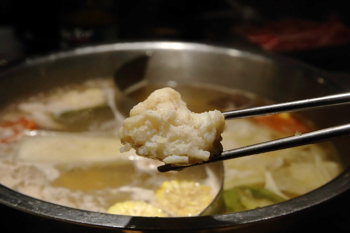 【食。台北】祥富水產新光南西店〜大排長龍的超人氣超市火鍋!海產新鮮直送,想吃什麼自己拿,銅板價就能吃到超滿足(已歇業)