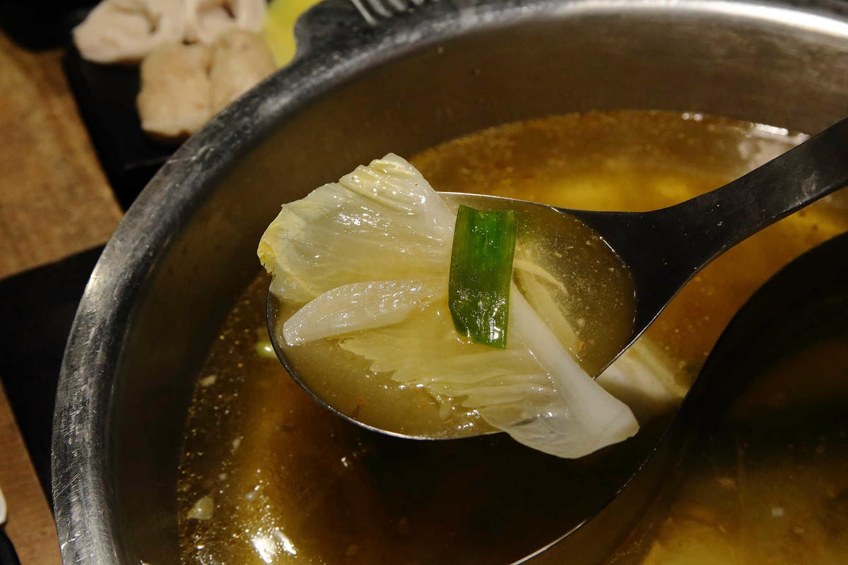 【食。台北】祥富水產新光南西店〜大排長龍的超人氣超市火鍋!海產新鮮直送,想吃什麼自己拿,銅板價就能吃到超滿足(已歇業)