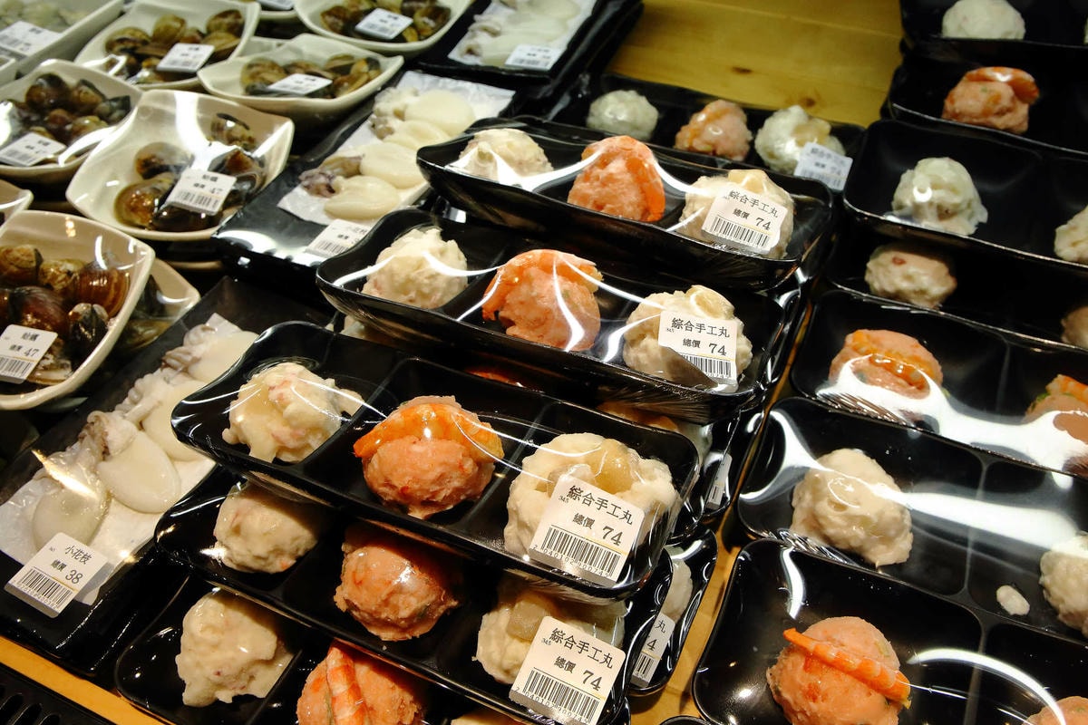 【食。台北】祥富水產新光南西店〜大排長龍的超人氣超市火鍋!海產新鮮直送,想吃什麼自己拿,銅板價就能吃到超滿足(已歇業)