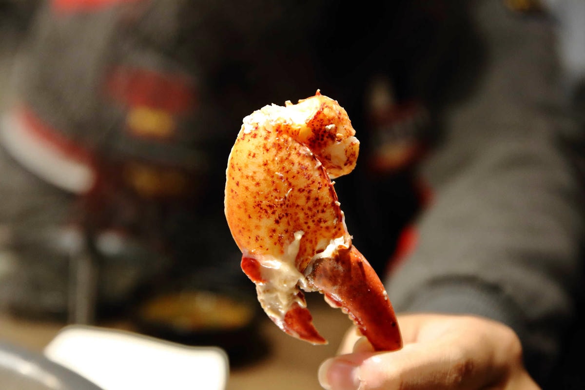 【食。台北】祥富水產新光南西店〜大排長龍的超人氣超市火鍋!海產新鮮直送,想吃什麼自己拿,銅板價就能吃到超滿足(已歇業)