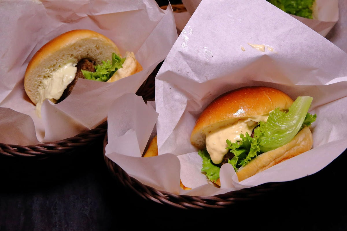 【食。台北】Wagyu Burger〜唯一100%純和牛,豪邁吃肉!爆漿噴汁漢堡,每天限量150份!