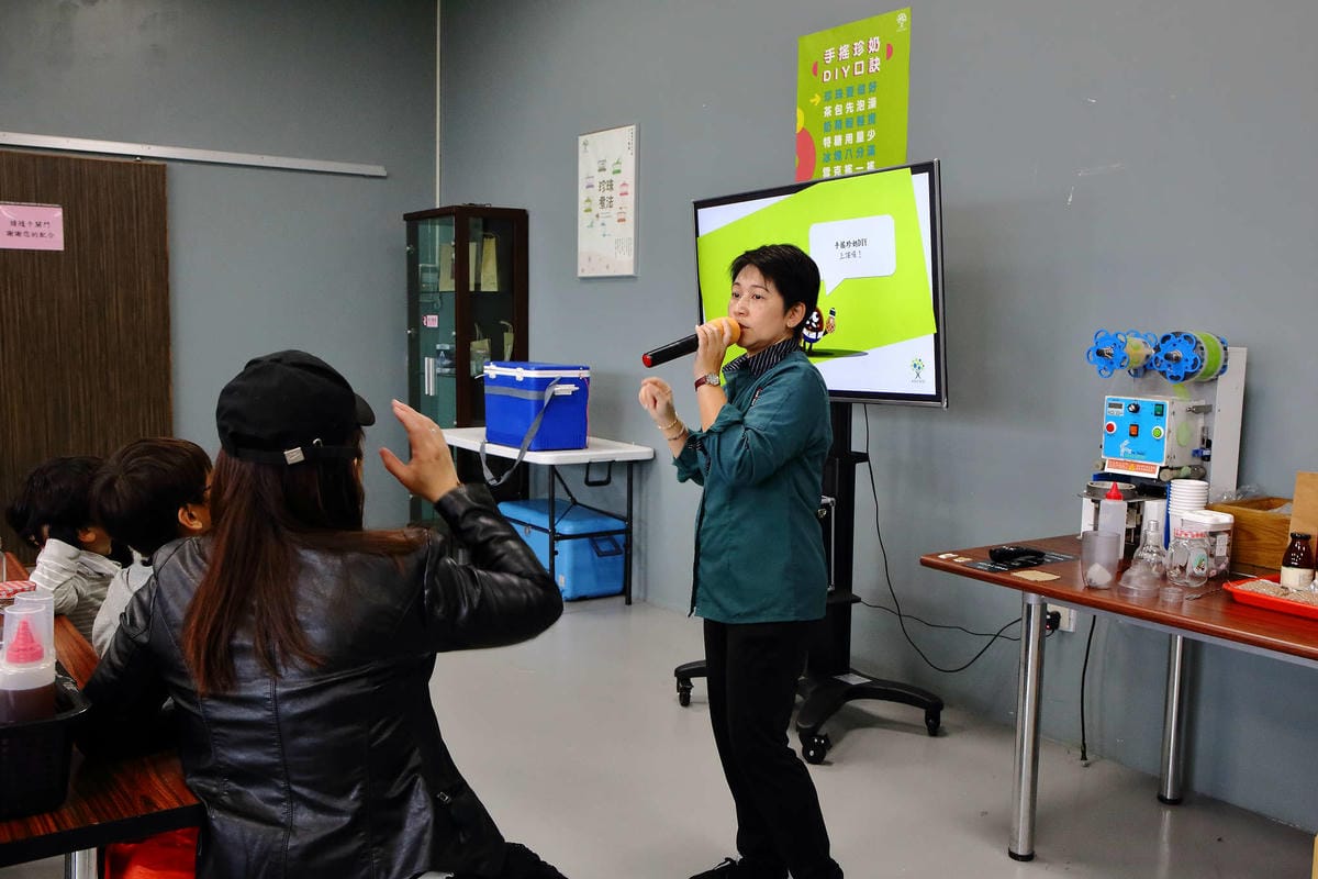 【遊。宜蘭】奇麗灣珍奶文化館〜宜蘭好吃好玩親子一日遊行程。溜小孩、室內遊憩、美食、親子景點，吃喝玩樂一次搞定！