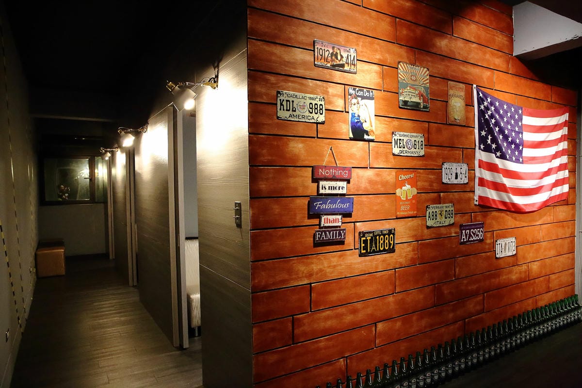 【食。板橋】餽 串燒.酒場〜板橋宵夜居酒屋、聚餐約會推薦，氣氛輕鬆、客人互動歡樂，好吃又平價，想喝一杯不必花大錢！