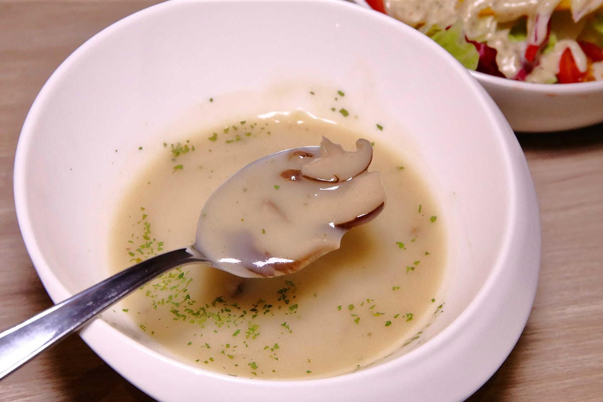 【食。台北】At • First Brunch緣來-松高店〜台北IG打卡商業午餐、早午餐推薦。小資男女、上班族午餐選擇新亮點，美味澎湃高CP值！