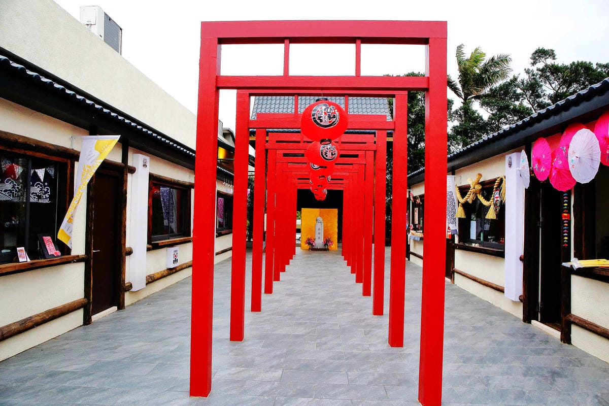 【遊。桃園平鎮】蛋寶生技不老村〜桃園新景點！雞蛋主題觀光工廠，台版伏見稻荷大社，浴衣體驗一起穿梭千本鳥居吧！(已歇業)