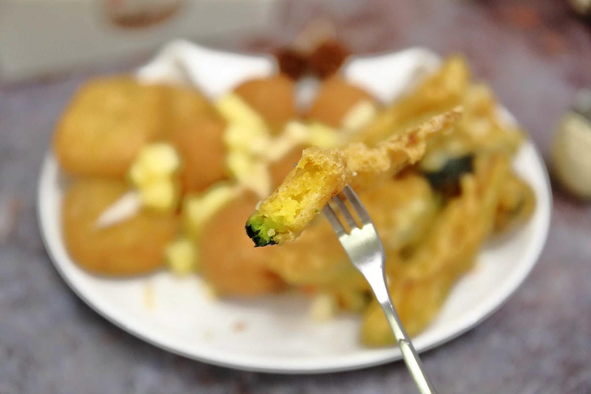 【食。台北】鹹酥李〜文青風鹹酥雞？！8種配料創新吃法，顛覆傳統，鹹酥雞大變身！ 　