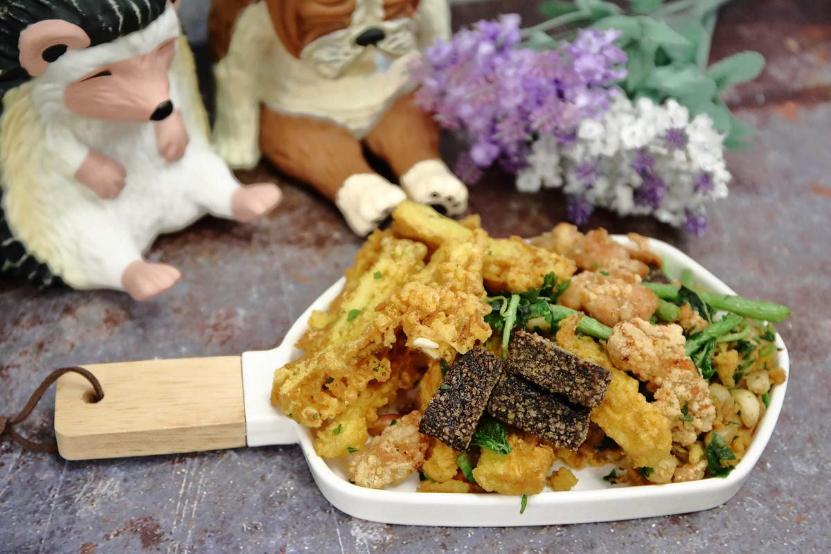 【食。台北】鹹酥李〜文青風鹹酥雞？！8種配料創新吃法，顛覆傳統，鹹酥雞大變身！ 　