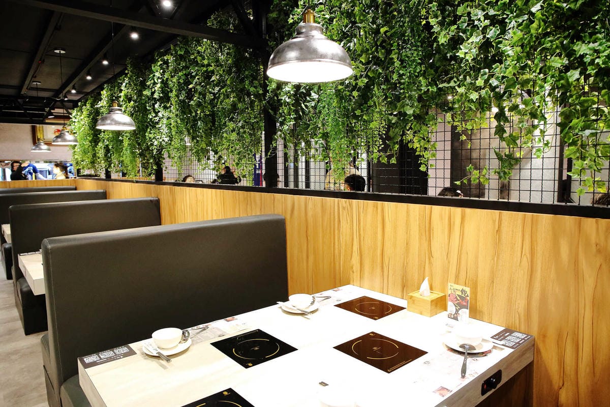 【食。龍潭】養鍋 Yang Guo 石頭涮涮鍋 桃園龍潭店〜逢甲商圈人氣小火鍋插旗桃園！大份量海陸鍋+大肉哥最低59元加倍肉量，俗擱大碗！（寵物友善）