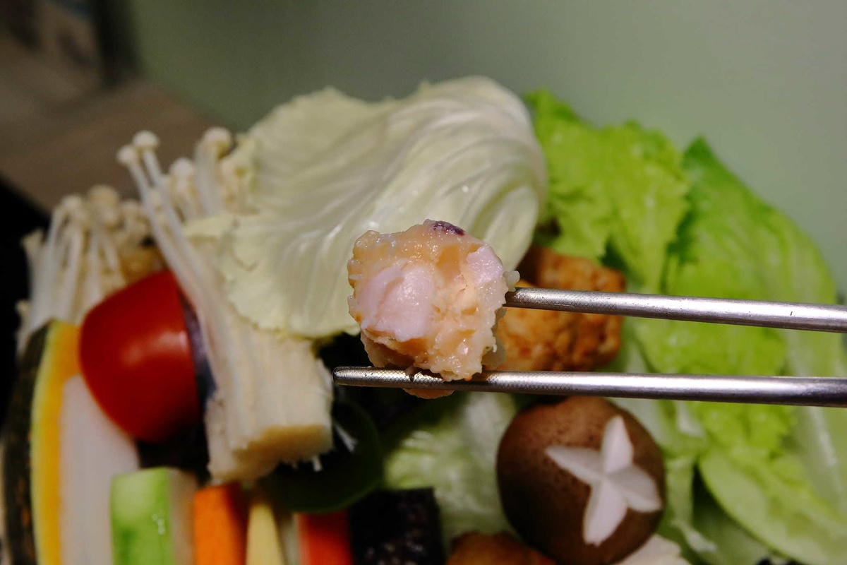 【食。龍潭】養鍋 Yang Guo 石頭涮涮鍋 桃園龍潭店〜逢甲商圈人氣小火鍋插旗桃園！大份量海陸鍋+大肉哥最低59元加倍肉量，俗擱大碗！（寵物友善）