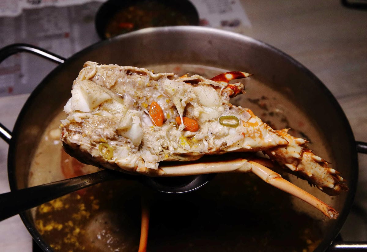 【食。龍潭】養鍋 Yang Guo 石頭涮涮鍋 桃園龍潭店〜逢甲商圈人氣小火鍋插旗桃園！大份量海陸鍋+大肉哥最低59元加倍肉量，俗擱大碗！（寵物友善）