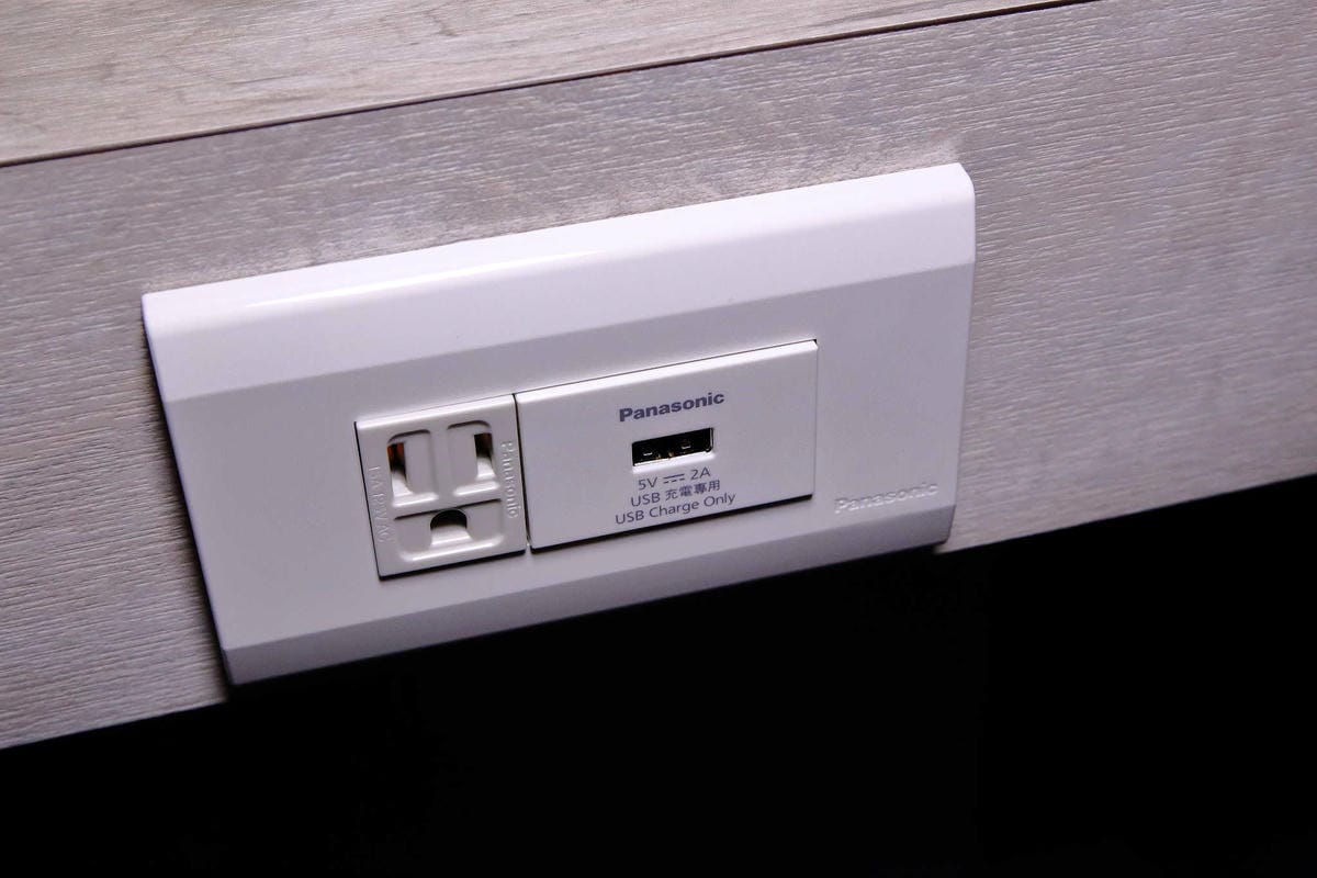 【食。龍潭】養鍋 Yang Guo 石頭涮涮鍋 桃園龍潭店〜逢甲商圈人氣小火鍋插旗桃園！大份量海陸鍋+大肉哥最低59元加倍肉量，俗擱大碗！（寵物友善）