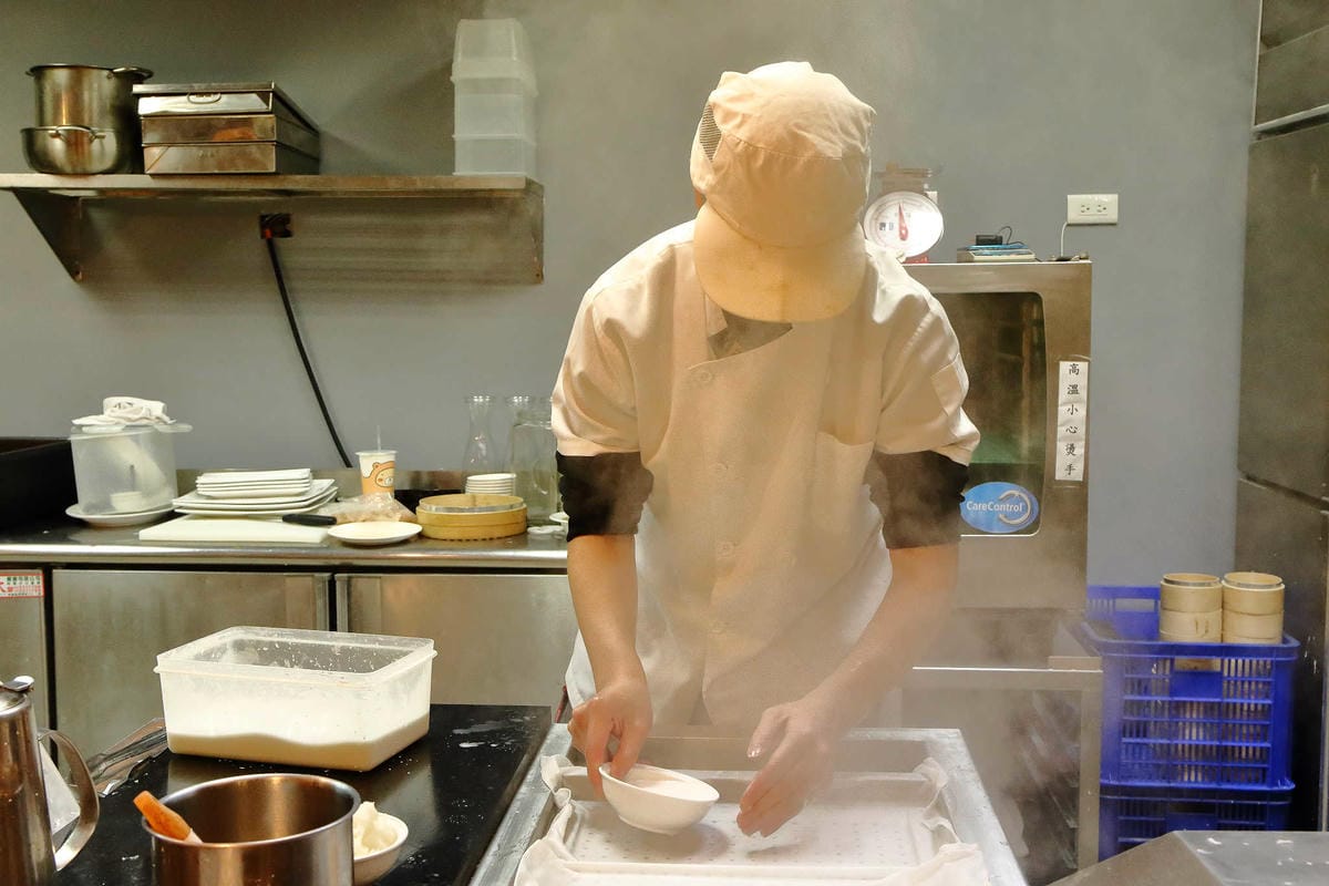 【食。桃園】港點大師 愛買桃園店〜桃園吃到飽。「港點吃到飽」最低價不用500元，港式美食通通都任你吃到飽！