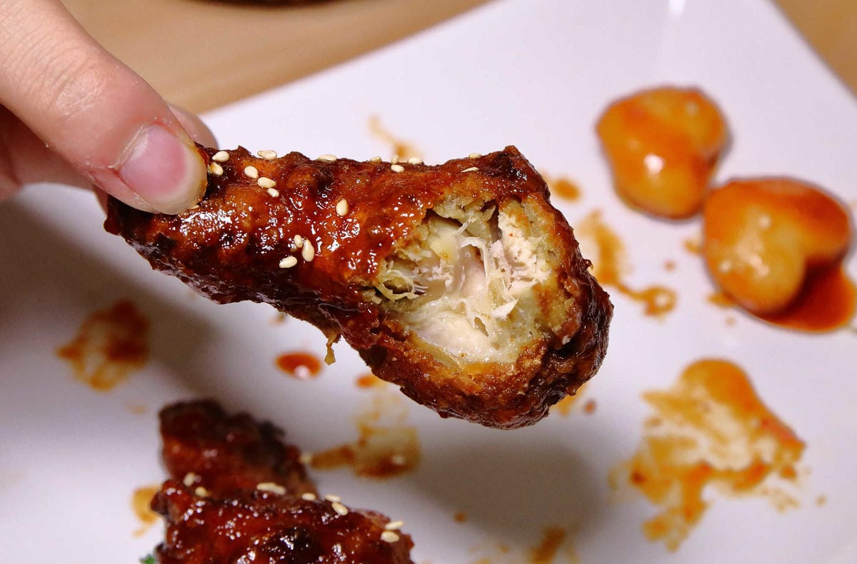 【食。板橋】樂七堂Love chicken〜板橋新埔巷弄美食。正宗韓國味的拉麵、炸雞，不用飛韓國就吃得到！(寵物友善餐廳)