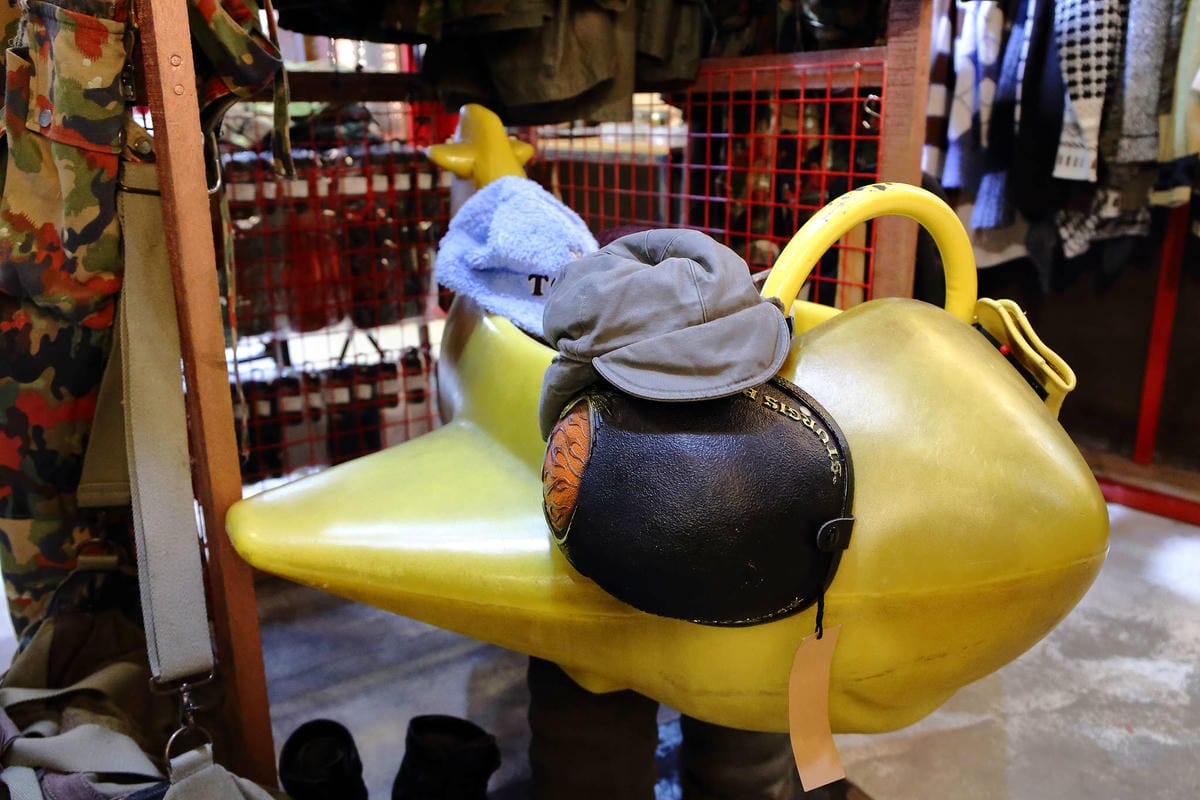 【食。基隆】空白服飾&金派甜點〜姐妹約會秘密基地！結合了藝術服飾，低調隱藏在巷弄內的甜點店(寵物友善)