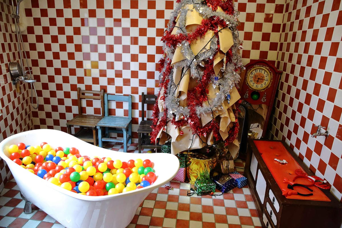 【食。基隆】空白服飾&金派甜點〜姐妹約會秘密基地！結合了藝術服飾，低調隱藏在巷弄內的甜點店(寵物友善)