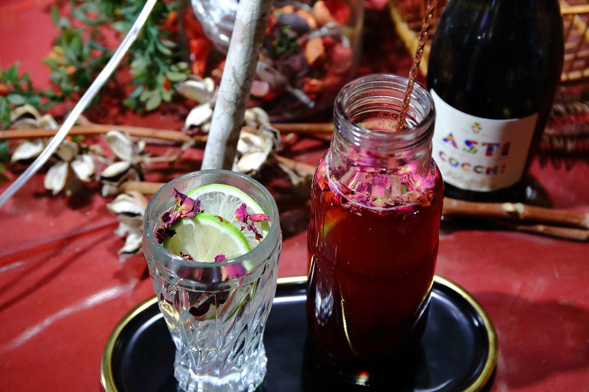 【食。基隆】空白服飾&金派甜點〜姐妹約會秘密基地！結合了藝術服飾，低調隱藏在巷弄內的甜點店(寵物友善)