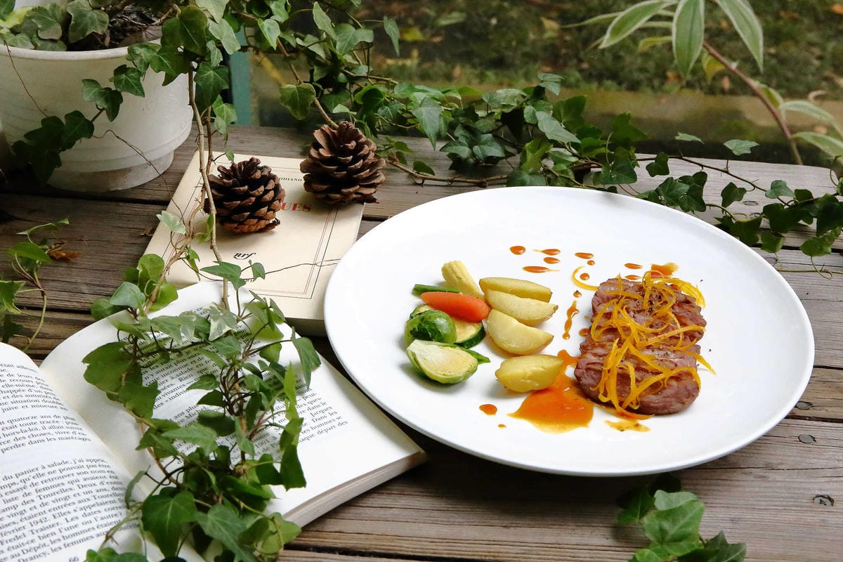【食。台中】千樺花園餐廳〜森林系餐廳，處處是打卡拍照熱點，浪漫場景、經典法式料理，讓你拍到手軟！