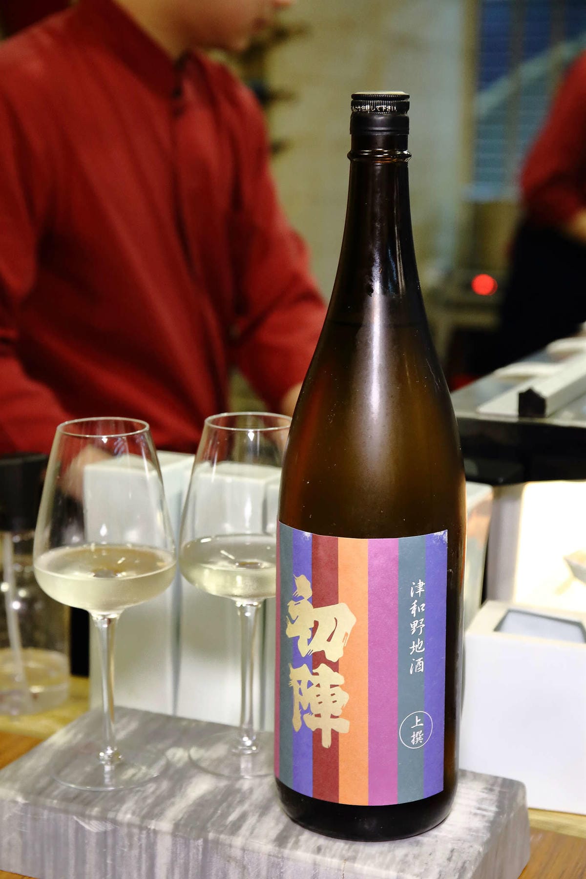 【食。中壢】坐著做。初陣壽司〜藏在影城內的壽司店，低調沒招牌，一吃就愛上的日式料理魂！