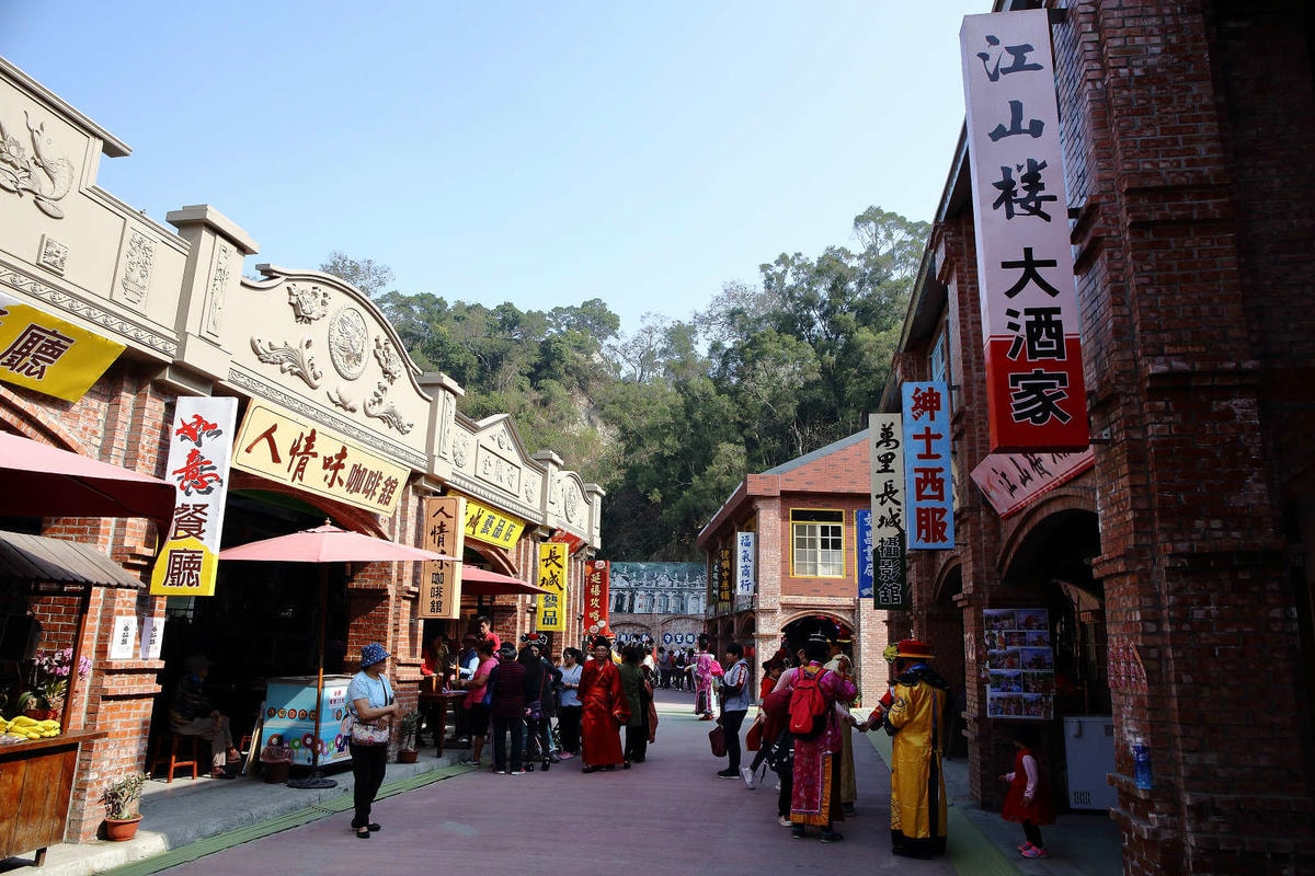 【台南景點】白河萬里長城文化主題館〜台版延禧攻略,走入戲劇夢幻場景,男女主角換你當!