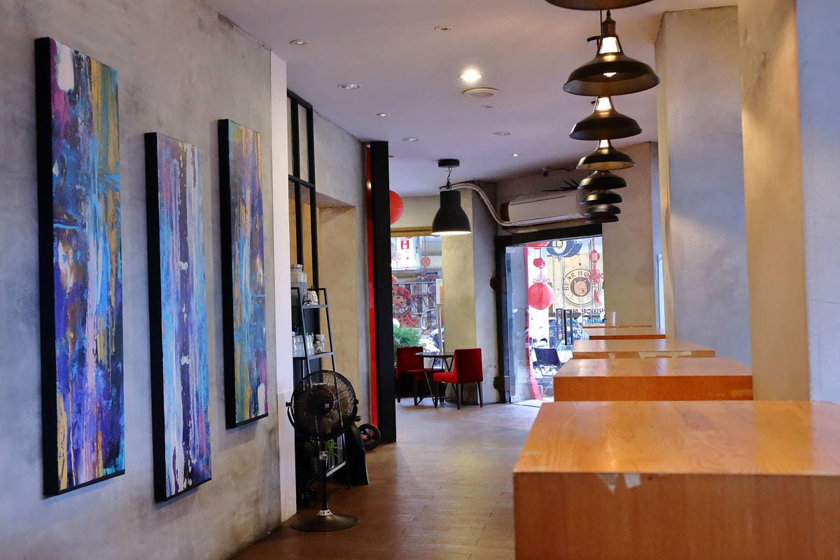 【食。台中】Gray House 灰房子〜中友百貨平價義式料理。PTT鄉民推薦的手作義大利麵店，CP值破表歡樂聚餐首選！(寵物友善)